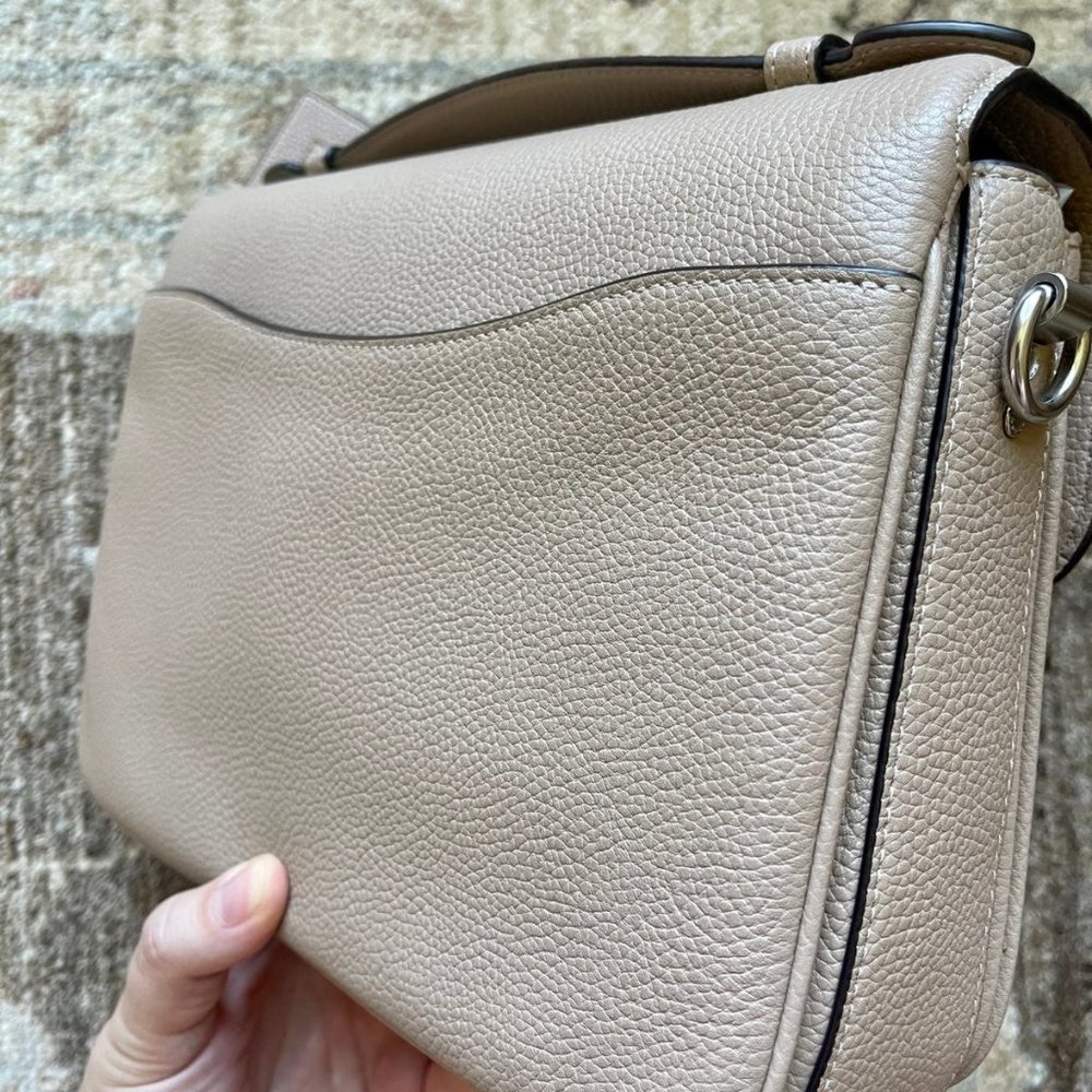 Coach Cassie in taupe - Picture 3 of 12